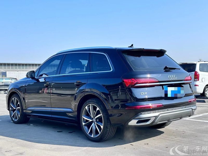 奥迪Q7 55 [进口] 2020款 3.0T 自动 运动型quattro-S-line (国Ⅵ) 