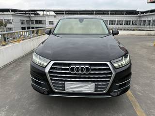 奥迪Q7 3.0T S-Line运动型 