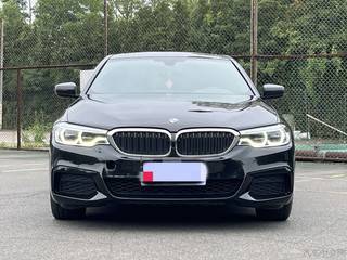 宝马5系 530Li 2.0T 自动 M运动套装 