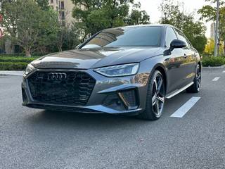 奥迪A4L 45TFSI 2.0T 自动 quattro臻选动感型 