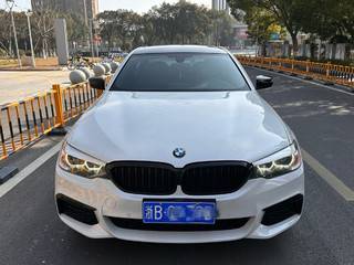 宝马5系 530Li 2.0T 自动 领先型M运动套装 