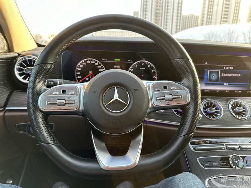 奔驰E级 E260L 2019款 1.5T 自动 四驱 运动型 (国Ⅵ) 