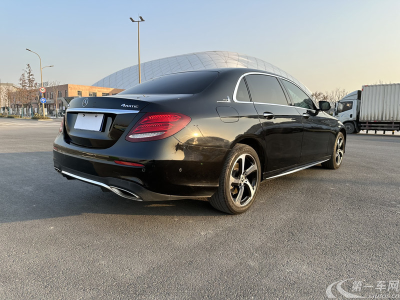 奔驰E级 E260L 2019款 1.5T 自动 四驱 运动型 (国Ⅵ) 