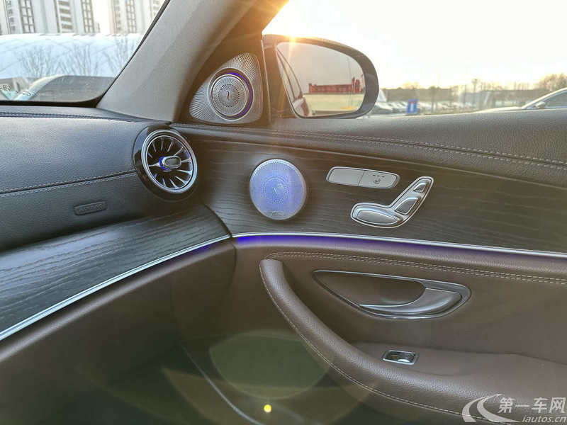 奔驰E级 E260L 2019款 1.5T 自动 四驱 运动型 (国Ⅵ) 