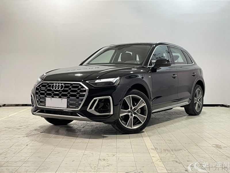 奥迪Q5L 40T 2023款 2.0T 自动 豪华动感型 (国Ⅵ) 