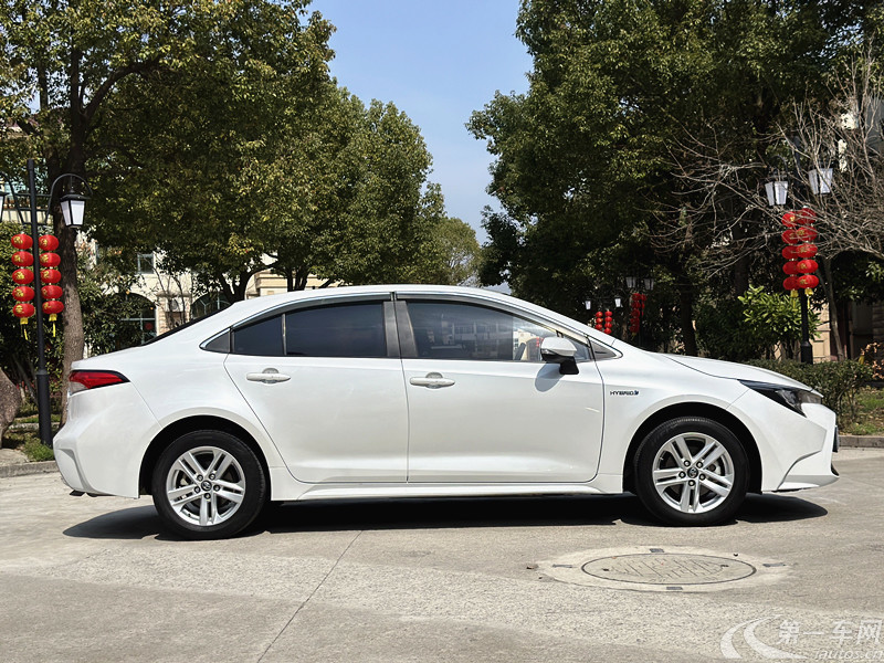 丰田雷凌 双擎 2021款 1.8L 自动 豪华版 (国Ⅵ) 