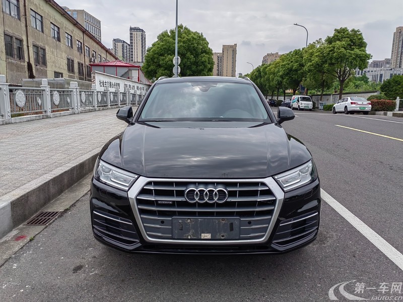 【泸州二手奥迪Q5L】奥迪Q5L 40TFSI 2020款 2.0T 自动 荣享进取型