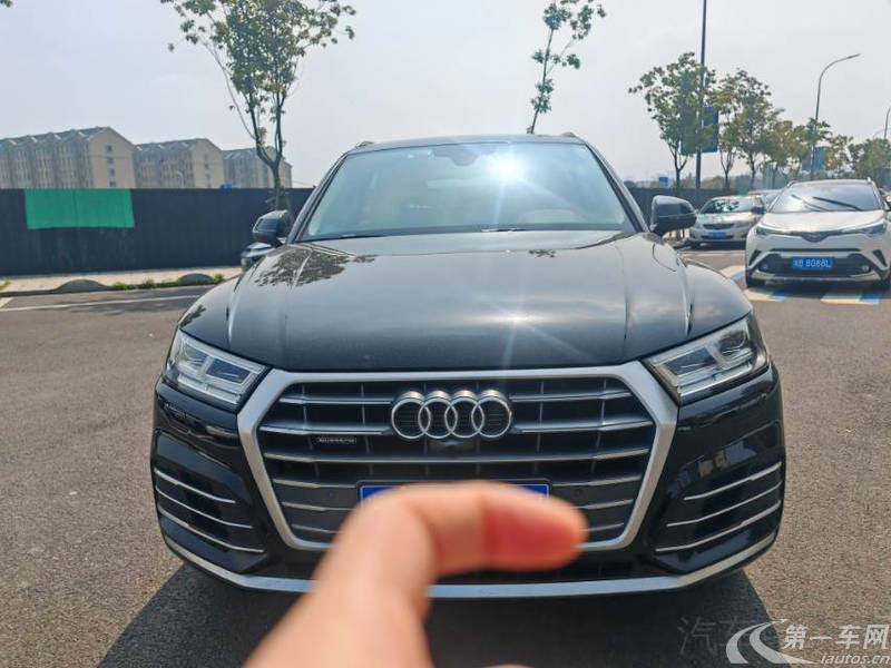 【琼海二手奥迪Q5L】奥迪Q5L 45TFSI 2020款 2.0T 自动 尊享时尚型