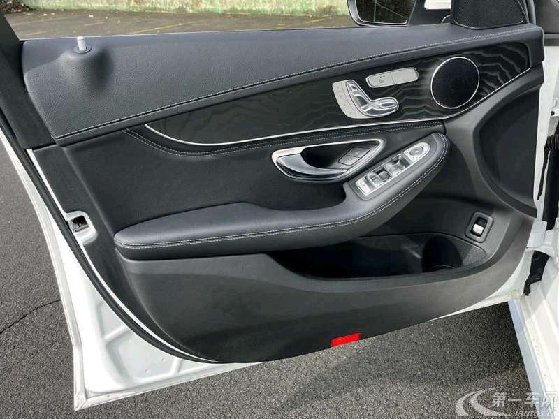 奔驰C级 C300L 2019款 2.0T 自动 (国Ⅵ) 