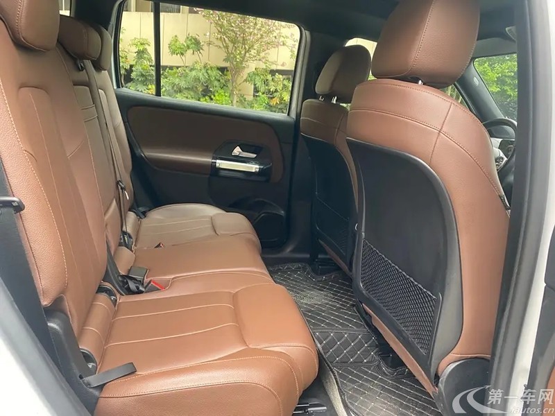 奔驰GLB GLB200 2020款 1.3T 自动 动感型 (国Ⅵ) 