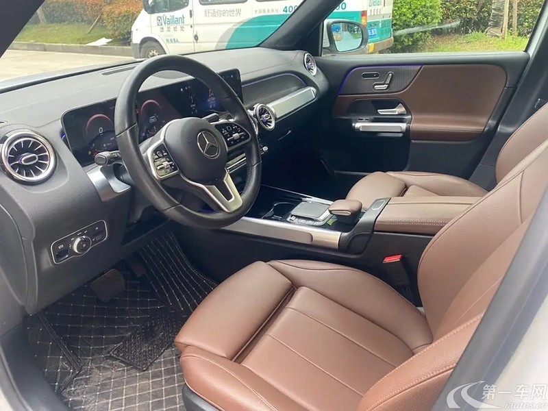 奔驰GLB GLB200 2020款 1.3T 自动 动感型 (国Ⅵ) 