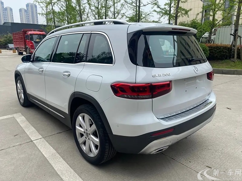 奔驰GLB GLB200 2020款 1.3T 自动 动感型 (国Ⅵ) 