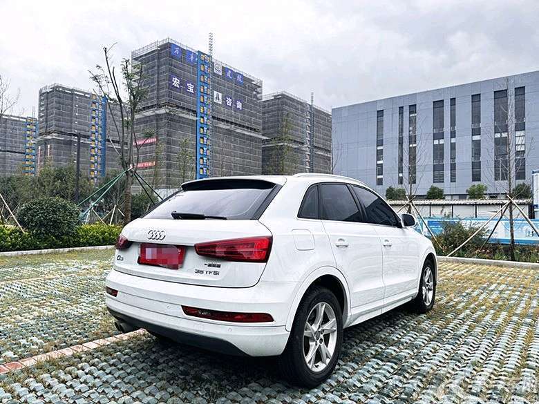 【宁波二手奥迪Q3】奥迪Q3 35TFSI 2017款 2.0T 自动 前驱 时尚型