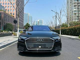 奥迪A6L 40TFSI 2.0T 自动 豪华动感型 