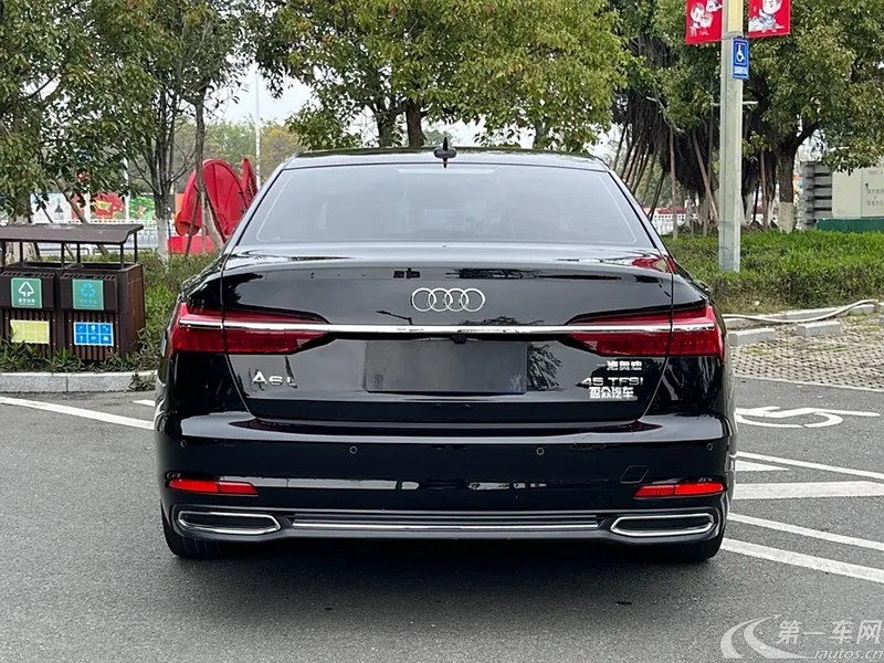 奥迪A6L 45TFSI 2020款 2.0T 自动 前驱 臻选致雅型 (国Ⅵ) 