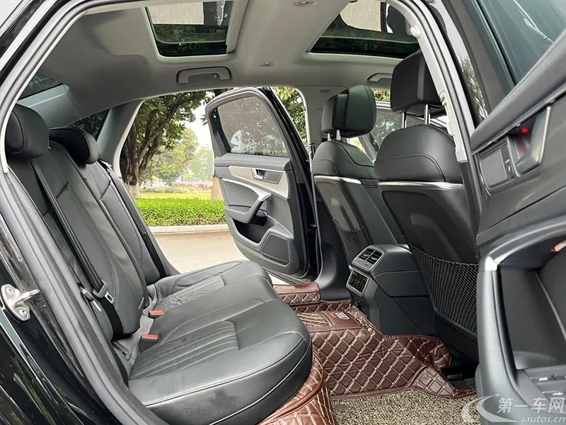 奥迪A6L 45TFSI 2020款 2.0T 自动 前驱 臻选致雅型 (国Ⅵ) 