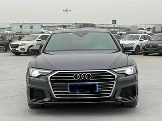 奥迪A6L 45TFSI 2.0T 自动 臻选致雅型 