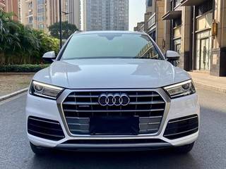 奥迪Q5L Sportback 40TFSI 2.0T 自动 时尚型 