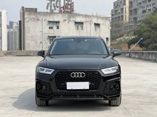 奥迪Q5L 40TFSI 2.0T 自动 荣享进取型 