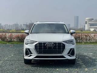 奥迪Q3 35TFSI 1.4T 自动 进取致雅型 