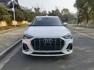 奥迪Q3 35TFSI 1.4T 自动 进取动感型 