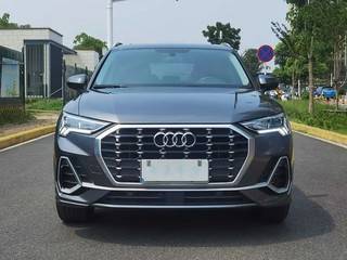 奥迪Q3 35TFSI 1.4T 自动 进取致雅型 