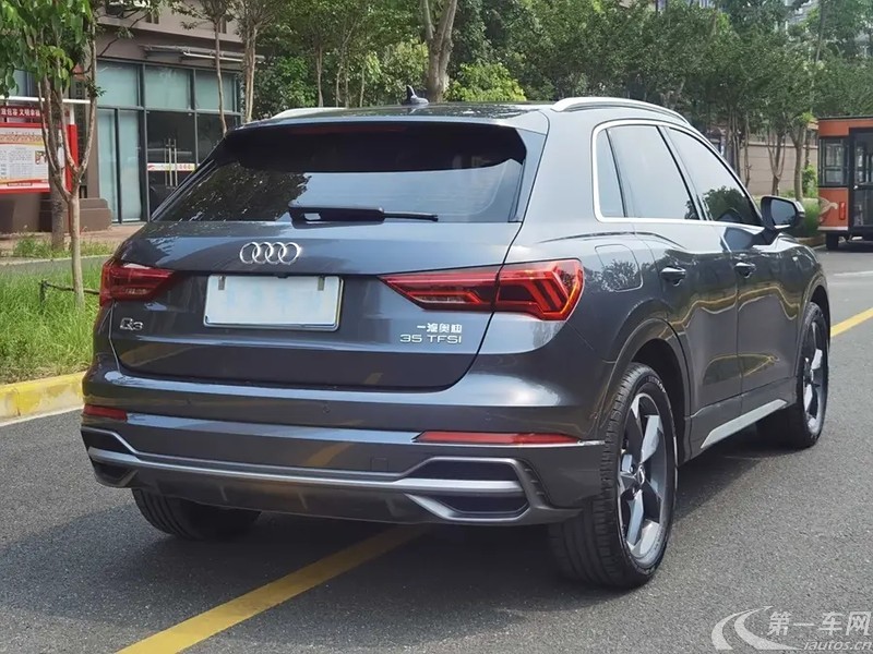 奥迪Q3 35TFSI 2021款 1.4T 自动 前驱 进取致雅型 (国Ⅵ) 