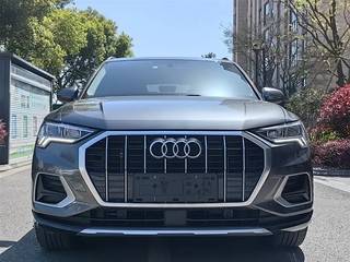 奥迪Q3 35TFSI 1.4T 自动 进取致雅型 