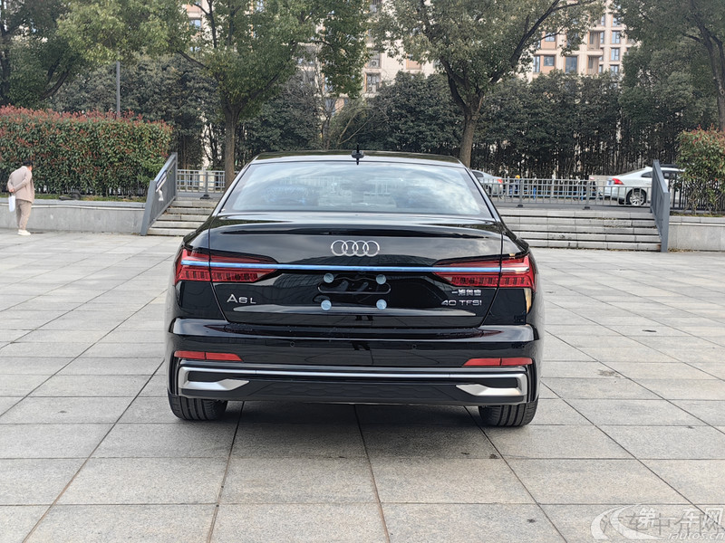 奥迪A6L 55TFSI 2024款 3.0T 自动 尊享动感型 (国Ⅵ) 