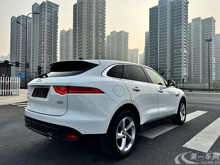 捷豹F-PACE [进口] 2020款 2.0T 自动 都市尊享版 