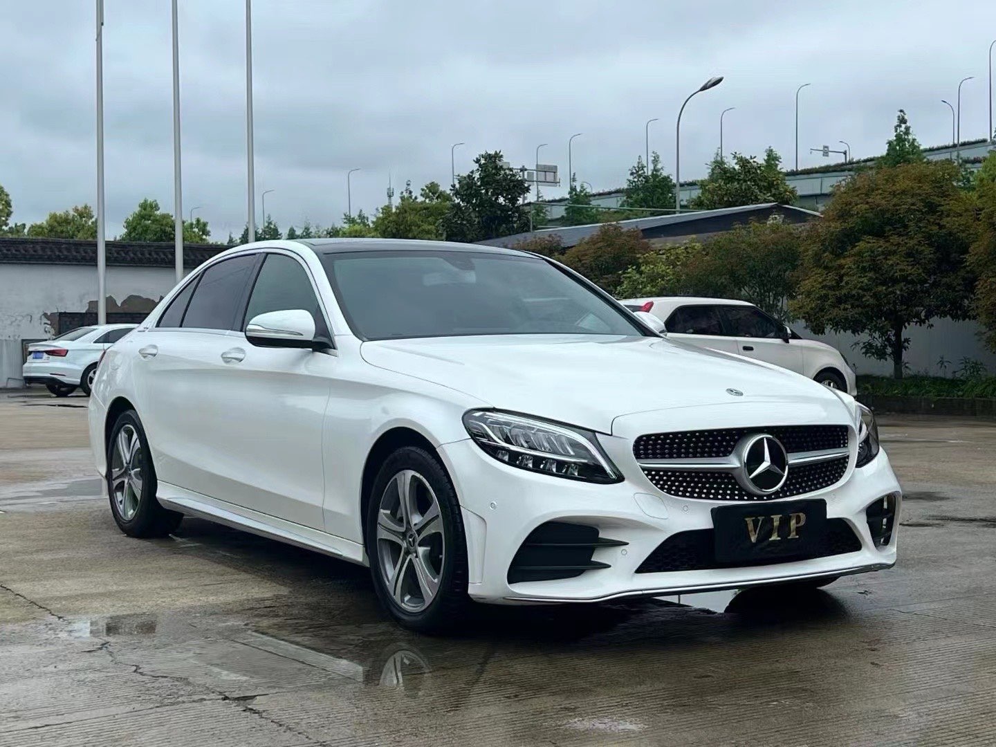 奔驰C级 C260L 2020款 1.5T 自动 运动版 价格0万 