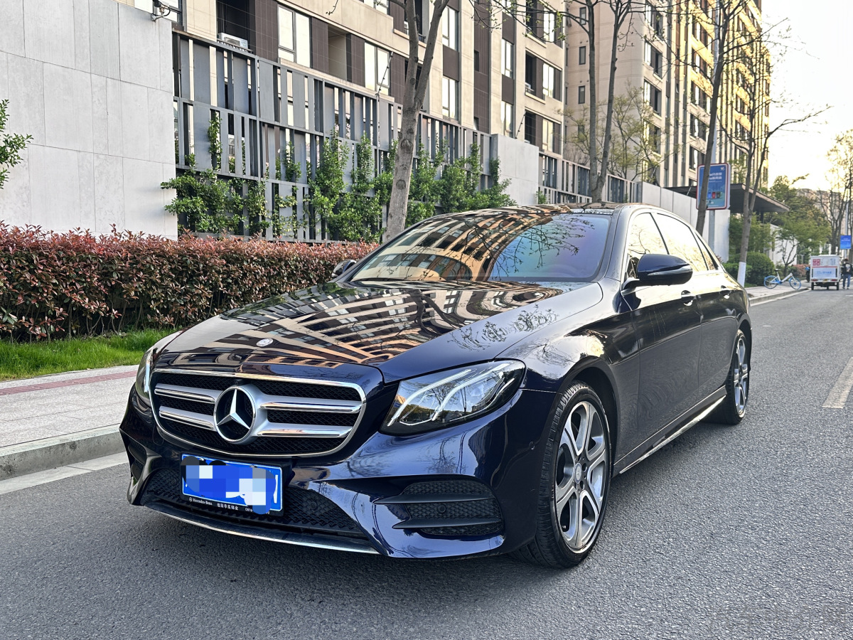 奔驰E级 E300L 2017款 2.0T 自动 汽油 豪华型 价格0万 