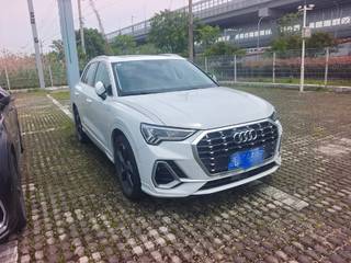 奥迪Q3 35TFSI 1.4T 自动 时尚动感型 