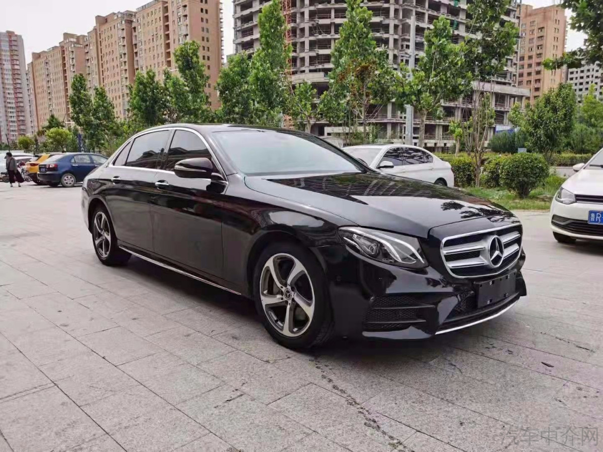 奔驰E级 E300L 2018款 2.0T 自动 汽油 豪华型改款 价格0万 