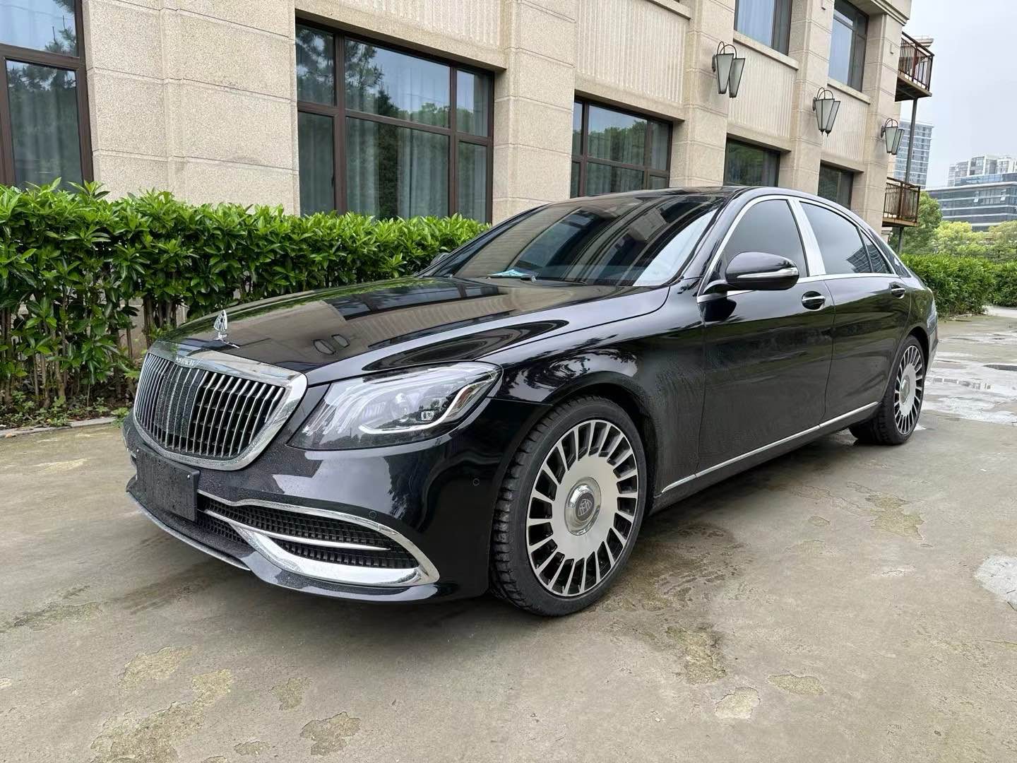 奔驰S级 S320 [进口] 2017款 3.0T 自动 汽油 豪华型加长版价格0万