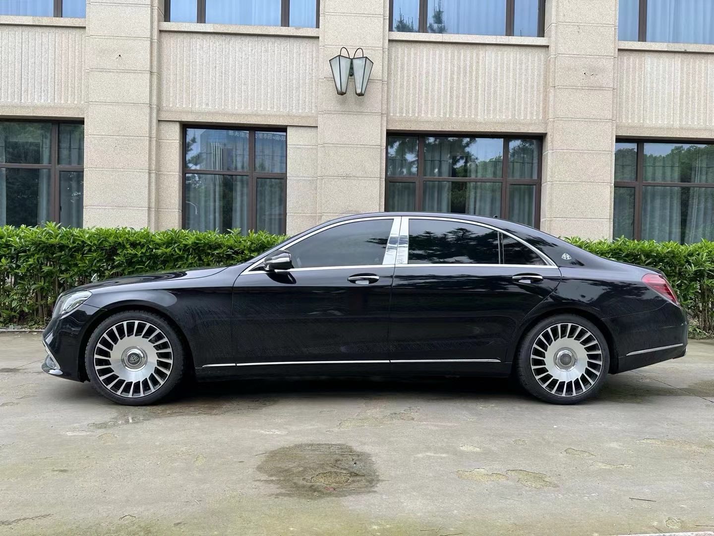 奔驰S级 S320 [进口] 2017款 3.0T 自动 汽油 豪华型加长版价格0万 