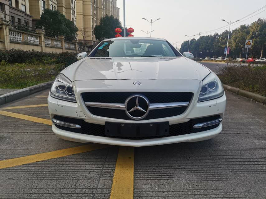 奔驰SLK级 SLK200 [进口] 2015款 1.8T 自动 汽油 碳纤维限量版价格0万