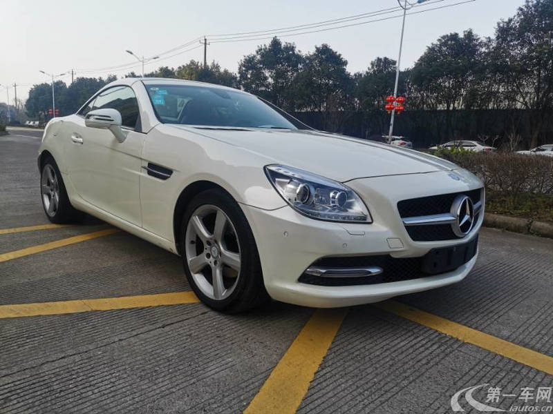 奔驰SLK级 SLK200 [进口] 2015款 1.8T 自动 汽油 碳纤维限量版 