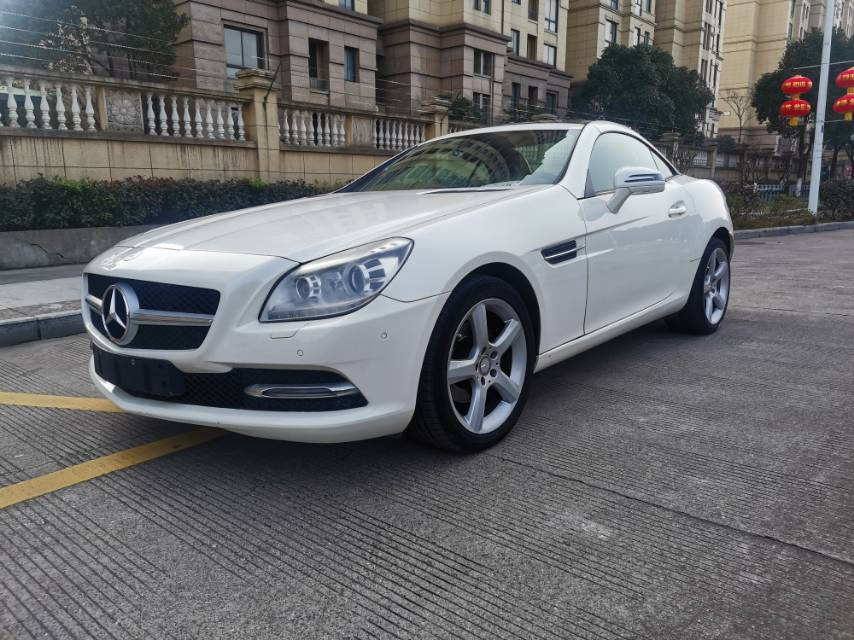 奔驰SLK级 SLK200 [进口] 2015款 1.8T 自动 汽油 碳纤维限量版价格0万 