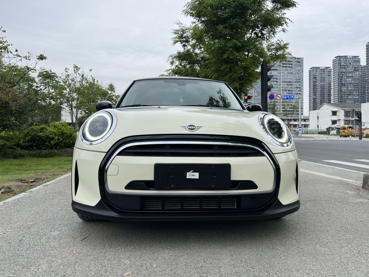 迷你one [进口] 2022款 1.5T 自动 改款价格0万 