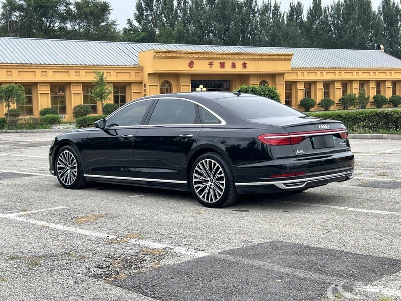 奥迪A8L 50 [进口] 2019款 3.0T 自动 汽油 豪华型 