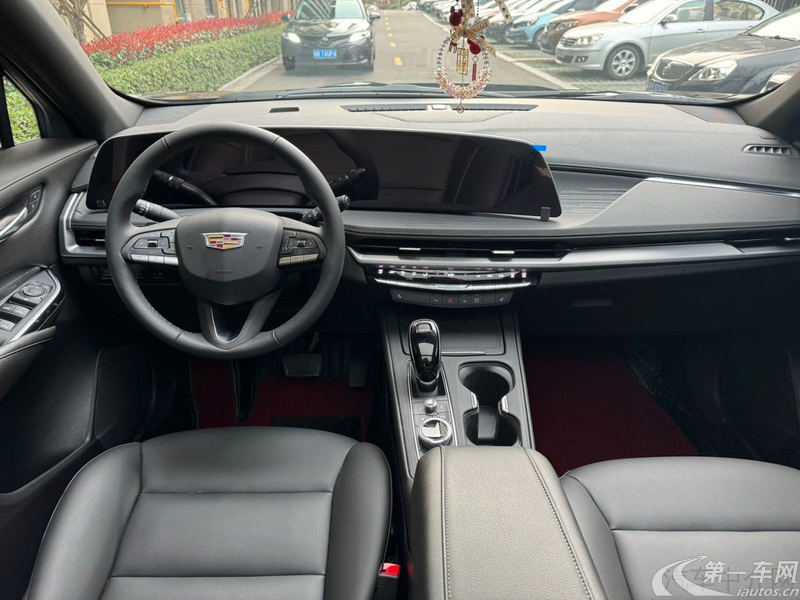 凯迪拉克XT4 2024款 2.0T 自动 28T豪华型 (国Ⅵ) 