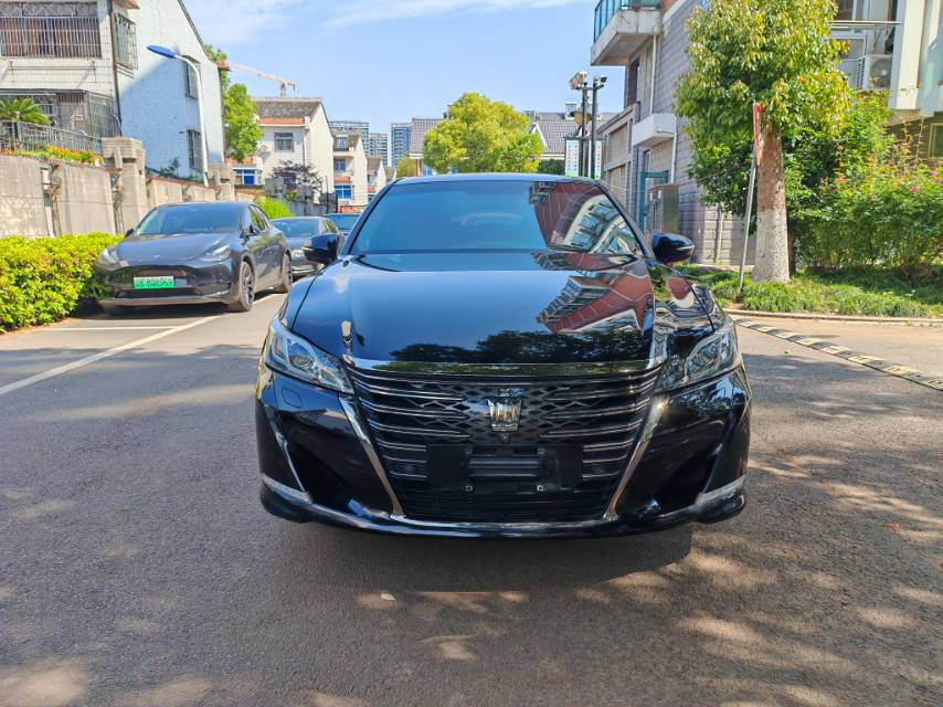 丰田皇冠 2018款 2.0T 自动 运动版 价格0万