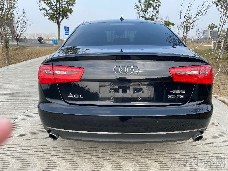 奥迪A6L 30FSI 2012款 2.5L 自动 豪华型 (国Ⅳ) 