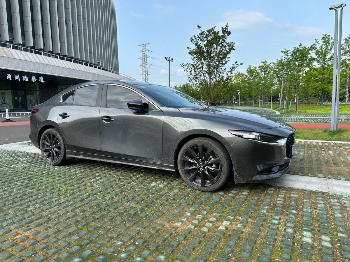 马自达3昂克赛拉 2022款 2.0L 自动 质尊黑曜版 价格0万 