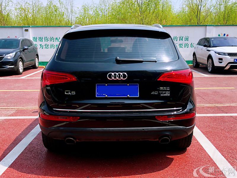 奥迪Q5 2015款 2.0T 手动 四驱 汽油 标准型 (国Ⅴ) 