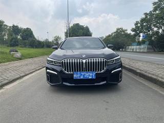 宝马7系 730Li 2.0T 自动 M运动套装 