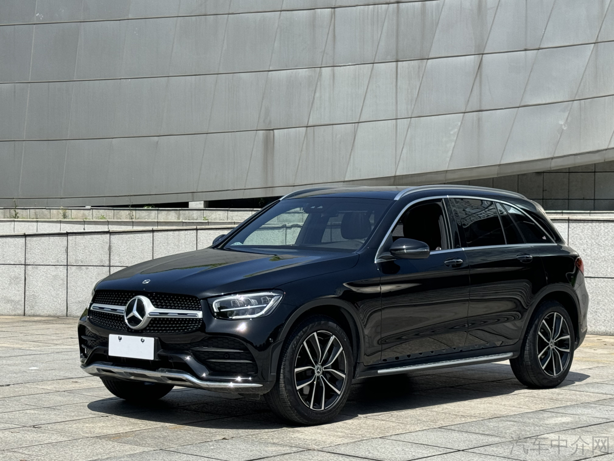 奔驰GLC GLC300L 2022款 2.0T 自动 动感型 价格0万 