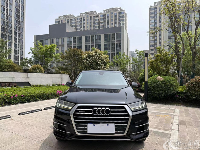 【昆明二手奥迪Q7】