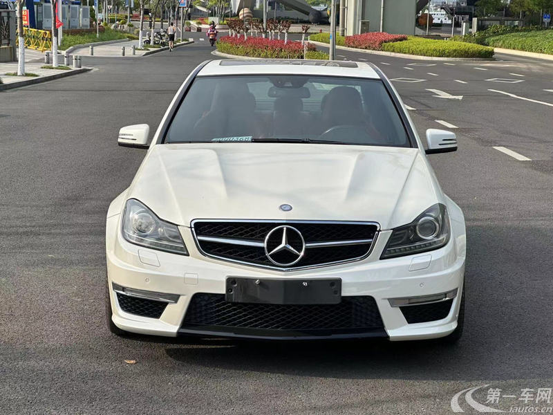 奔驰C63 [进口] 2012款 6.2L 自动 四门轿车高性能版 